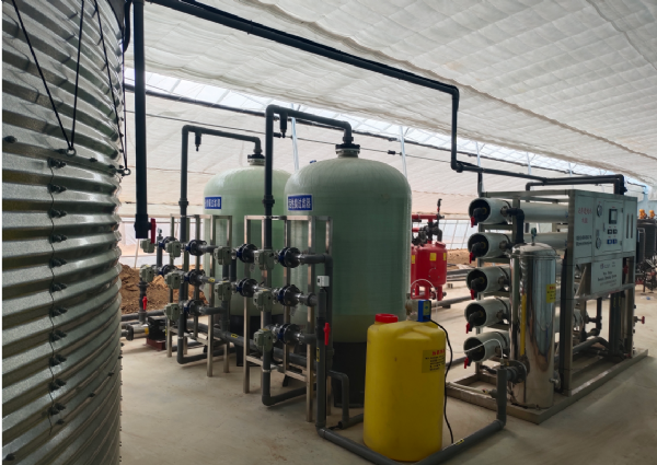 青島10T級單級反滲透安裝調(diào)試完成